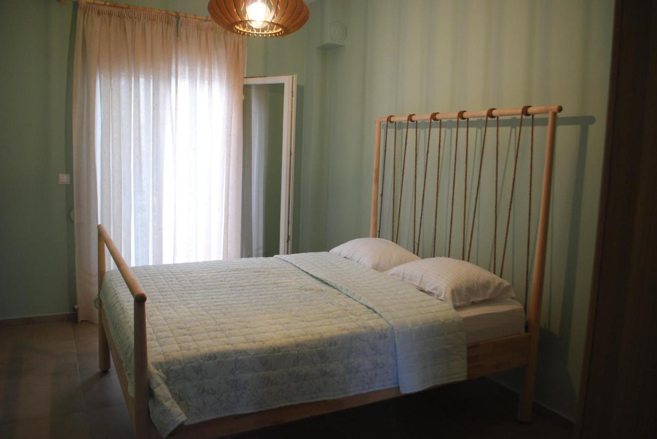 Sea Breeze Apartment Nea Iraklitsa Ngoại thất bức ảnh