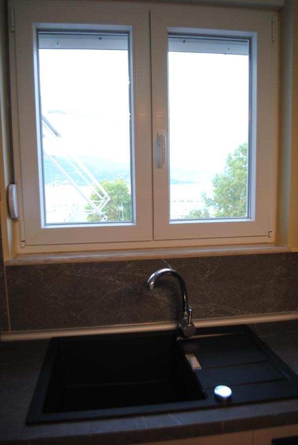 Sea Breeze Apartment Nea Iraklitsa Ngoại thất bức ảnh