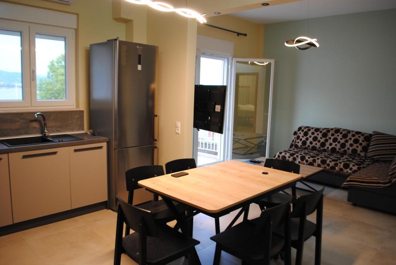 Sea Breeze Apartment Nea Iraklitsa Ngoại thất bức ảnh