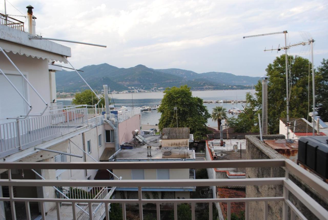 Sea Breeze Apartment Nea Iraklitsa Ngoại thất bức ảnh