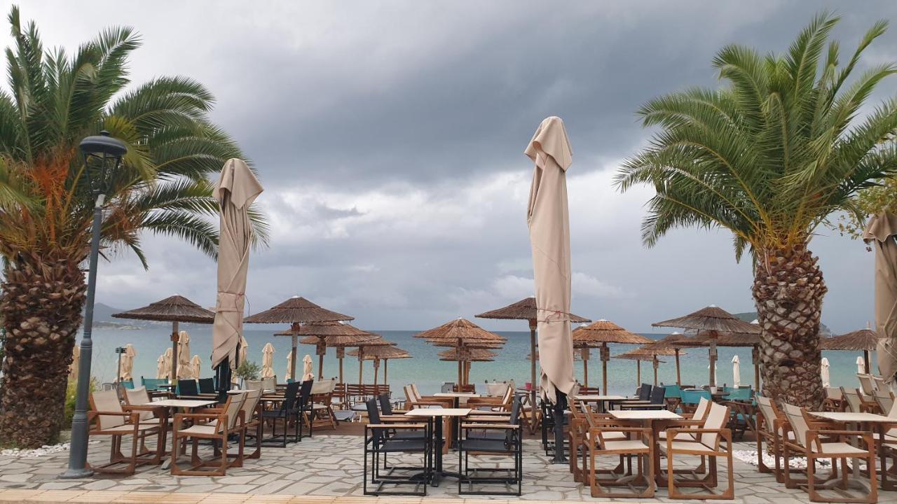 Sea Breeze Apartment Nea Iraklitsa Ngoại thất bức ảnh