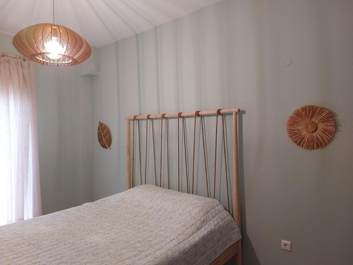Sea Breeze Apartment Nea Iraklitsa Ngoại thất bức ảnh