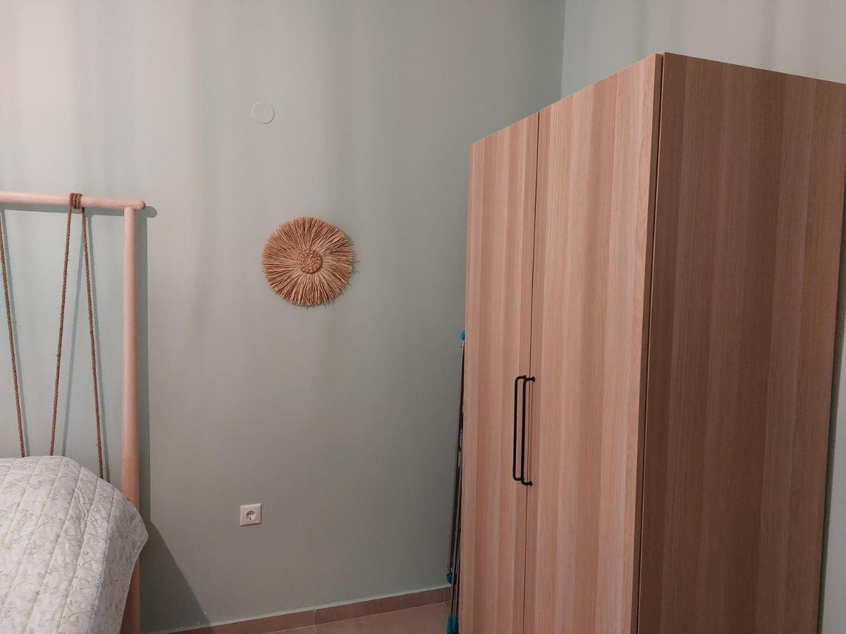 Sea Breeze Apartment Nea Iraklitsa Ngoại thất bức ảnh